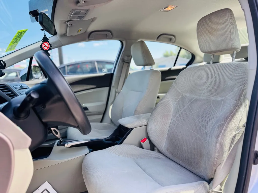 2012 Honda Civic LX photo 12
