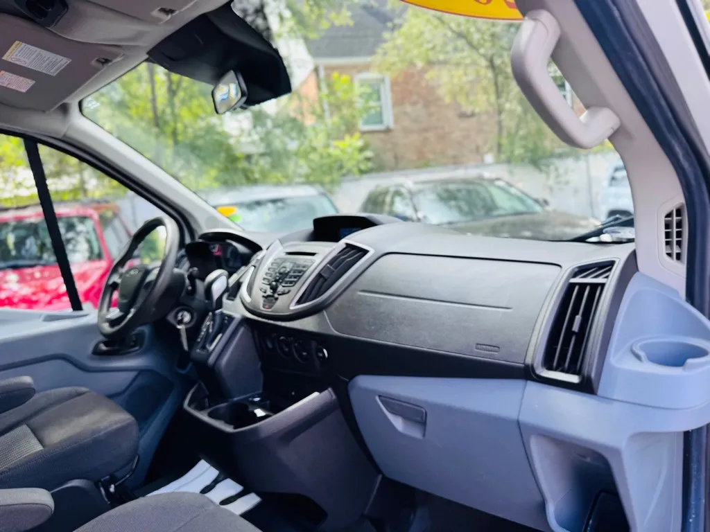 2015 Ford Transit Van photo 17