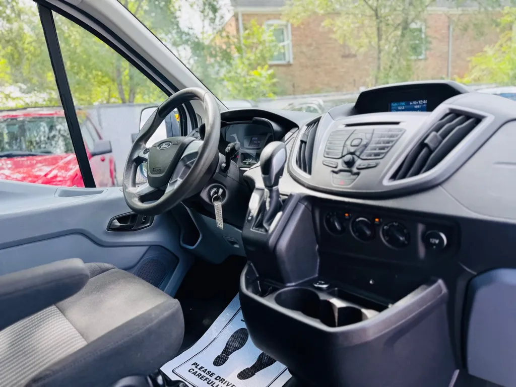 2015 Ford Transit Van photo 28