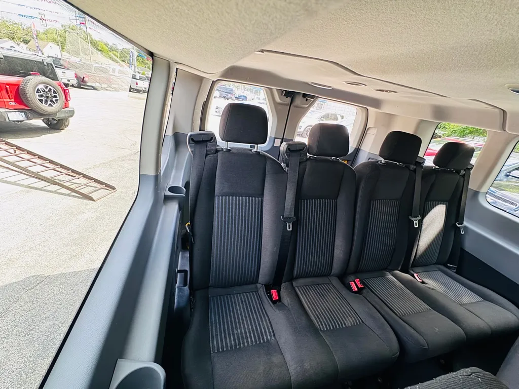 2015 Ford Transit Van photo 9