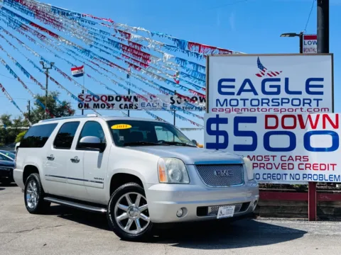 Gray 2011 GMC YUKON XL DENALI for sale in Hobart, IN