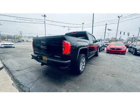 More photos of 2018 GMC SIERRA 1500 DENALI at NWI AUTO FINANCE Valparaiso, IN