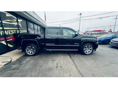 More photos of 2018 GMC SIERRA 1500 DENALI at NWI AUTO FINANCE Valparaiso, IN