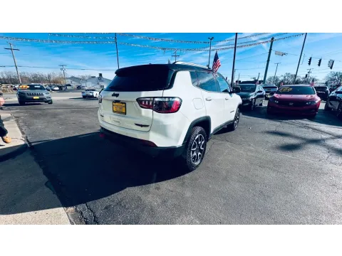 More photos of 2025 JEEP COMPASS TRAILHAWK at NWI AUTO FINANCE Valparaiso, IN