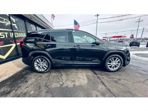 More photos of 2022 GMC TERRAIN SLT at NWI AUTO FINANCE Valparaiso, IN