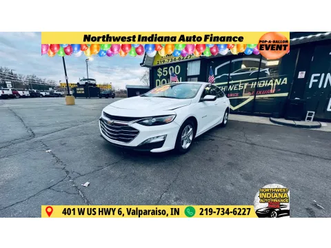 White 2022 CHEVROLET MALIBU LT for sale in Valparaiso, IN
