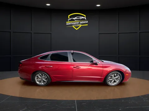 More photos of 2023 HYUNDAI ELANTRA SEL at NWI AUTO FINANCE Valparaiso, IN