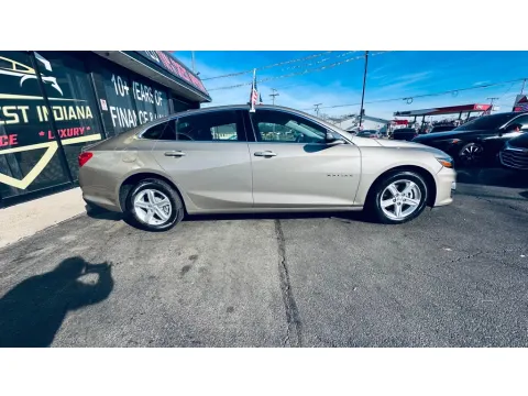 More photos of 2024 CHEVROLET MALIBU LT at NWI AUTO FINANCE Valparaiso, IN