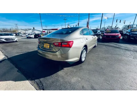 More photos of 2024 CHEVROLET MALIBU LT at NWI AUTO FINANCE Valparaiso, IN