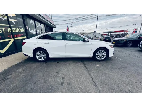 More photos of 2024 CHEVROLET MALIBU LT at NWI AUTO FINANCE Valparaiso, IN