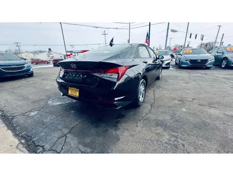 More photos of 2024 HYUNDAI ELANTRA SE at NWI AUTO FINANCE Valparaiso, IN