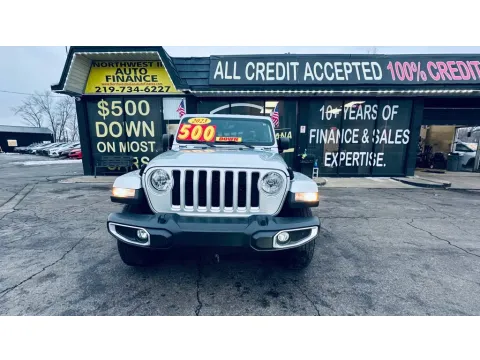 Photos of 2023 JEEP GLADIATOR OVERLAND for sale in Valparaiso, IN at NWI AUTO FINANCE Valparaiso