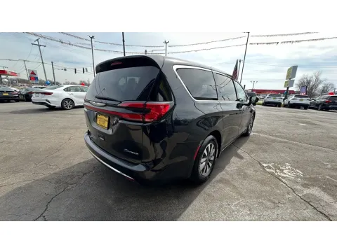 Another view of 2022 CHRYSLER PACIFICA HYBRID TOURING L for sale in Valparaiso, IN at NWI AUTO FINANCE Valparaiso