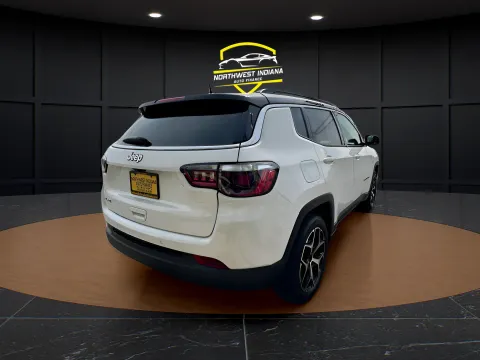 More photos of 2025 JEEP COMPASS LIMITED at NWI AUTO FINANCE Valparaiso, IN