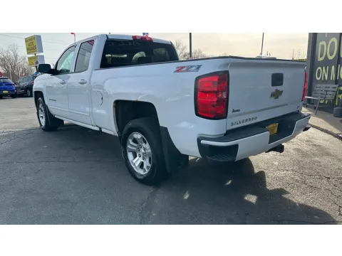 More photos of 2017 CHEVROLET SILVERADO 1500 LT at NWI AUTO FINANCE Valparaiso, IN
