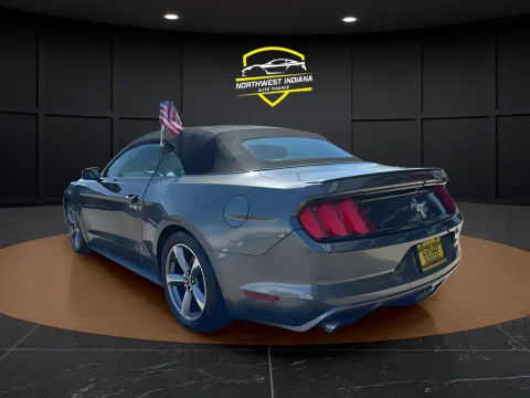 More photos of 2017 FORD MUSTANG V6 at NWI AUTO FINANCE Valparaiso, IN