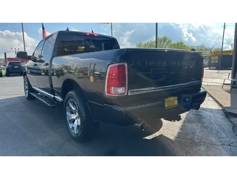 More photos of 2018 RAM 1500 LONGHORN at NWI AUTO FINANCE Valparaiso, IN