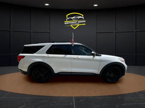 More photos of 2021 FORD EXPLORER XLT at NWI AUTO FINANCE Valparaiso, IN
