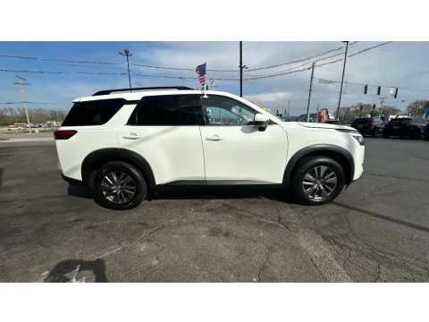Photos of 2022 NISSAN PATHFINDER SV for sale in Valparaiso, IN at NWI AUTO FINANCE Valparaiso