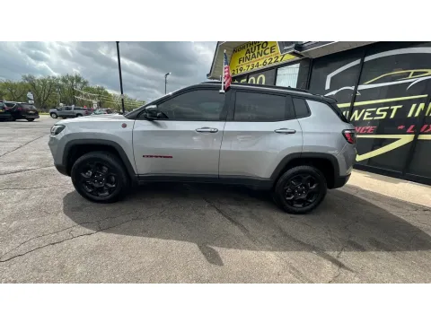 More photos of 2024 JEEP COMPASS TRAILHAWK at NWI AUTO FINANCE Valparaiso, IN