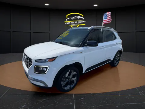 White 2022 HYUNDAI VENUE SEL for sale in Valparaiso, IN