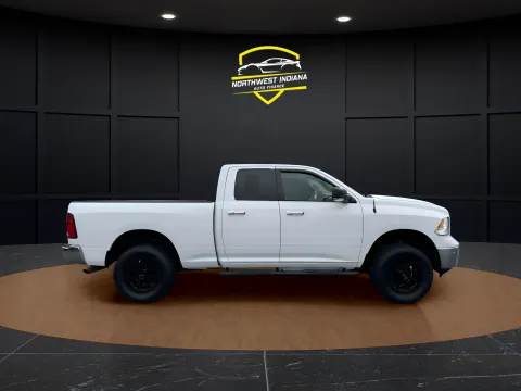 More photos of 2018 RAM 1500 SLT at NWI AUTO FINANCE Valparaiso, IN