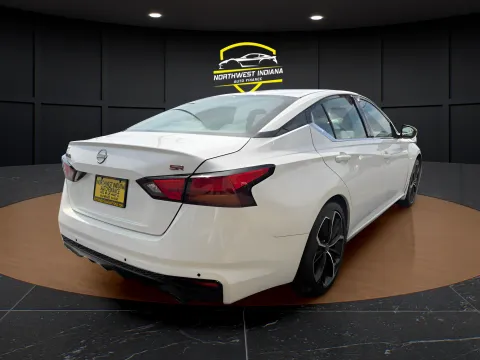 More photos of 2023 NISSAN ALTIMA SR at NWI AUTO FINANCE Valparaiso, IN