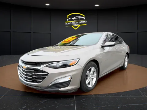 Gray 2022 CHEVROLET MALIBU LT for sale in Valparaiso, IN