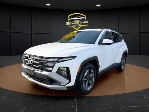 White 2025 HYUNDAI TUCSON SEL for sale in Valparaiso, IN