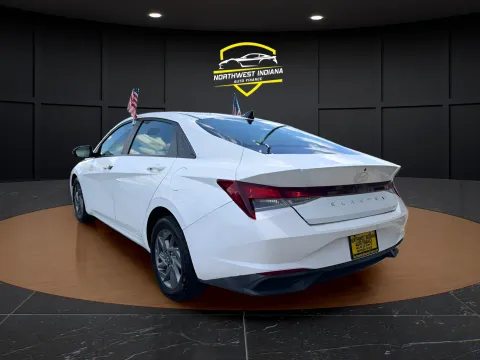 Another view of 2024 HYUNDAI ELANTRA SEL for sale in Valparaiso, IN at NWI AUTO FINANCE Valparaiso