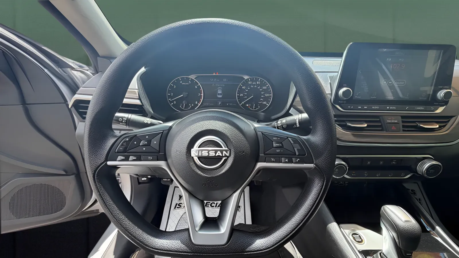 2024 Nissan Altima SV - Photo 21