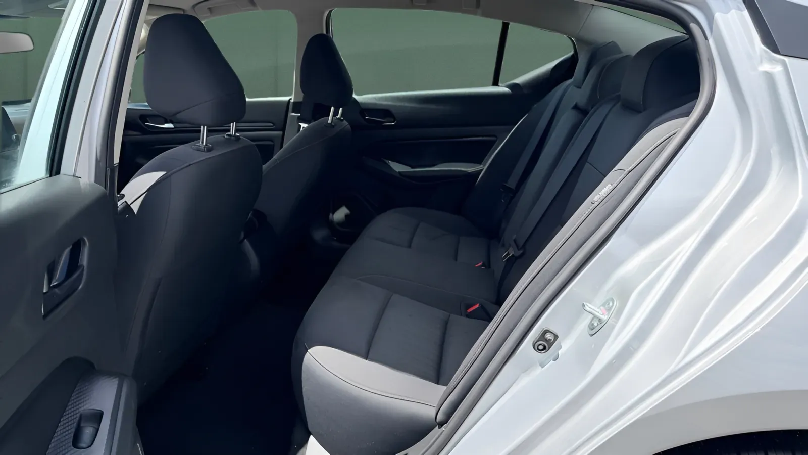2024 Nissan Altima SV - Photo 29