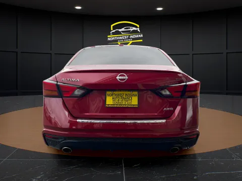 More photos of 2023 NISSAN ALTIMA SR at NWI AUTO FINANCE Valparaiso, IN