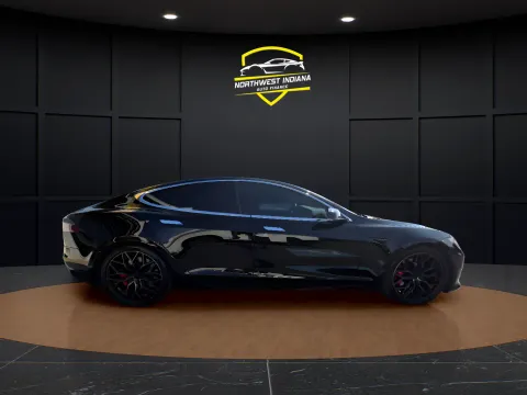 More photos of 2021 TESLA MODEL S Performance at NWI AUTO FINANCE Valparaiso, IN