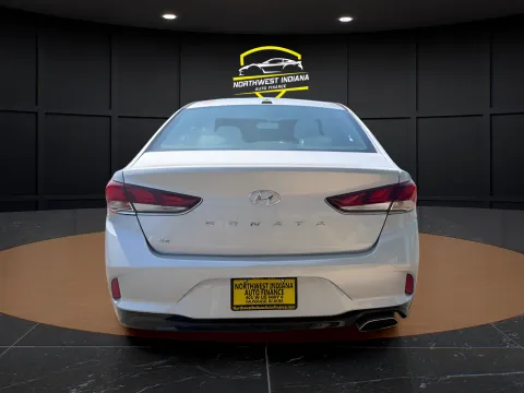 More photos of 2018 HYUNDAI SONATA SE at NWI AUTO FINANCE Valparaiso, IN