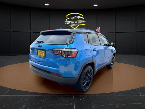 More photos of 2022 JEEP COMPASS ALTITUDE at NWI AUTO FINANCE Valparaiso, IN