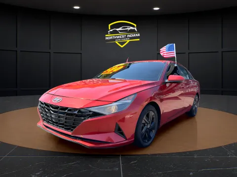 Orange 2021 HYUNDAI ELANTRA SEL for sale in Valparaiso, IN