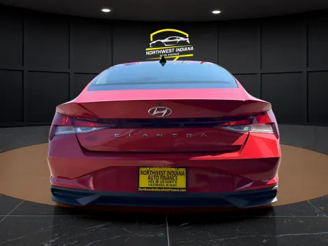 More photos of 2021 HYUNDAI ELANTRA SEL at NWI AUTO FINANCE Valparaiso, IN