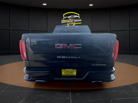 More photos of 2019 GMC SIERRA 1500 DENALI at NWI AUTO FINANCE Valparaiso, IN