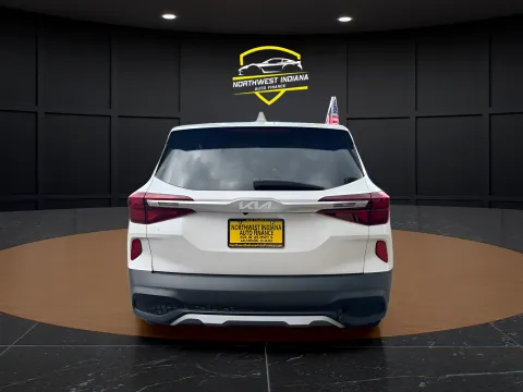 More photos of 2022 KIA SELTOS LX at NWI AUTO FINANCE Valparaiso, IN