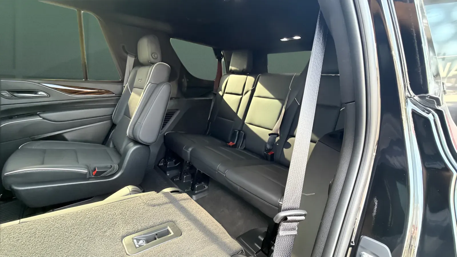 2023 Cadillac Escalade Premium Luxury - Photo 37