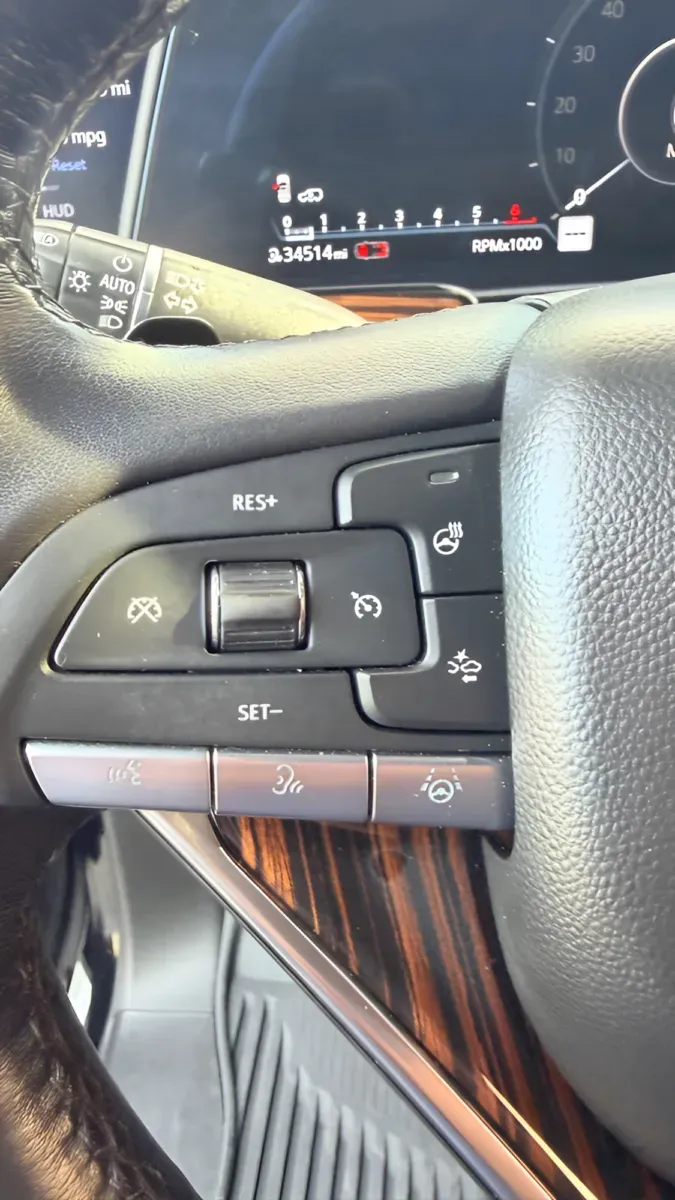 2023 Cadillac Escalade Premium Luxury - Photo 23
