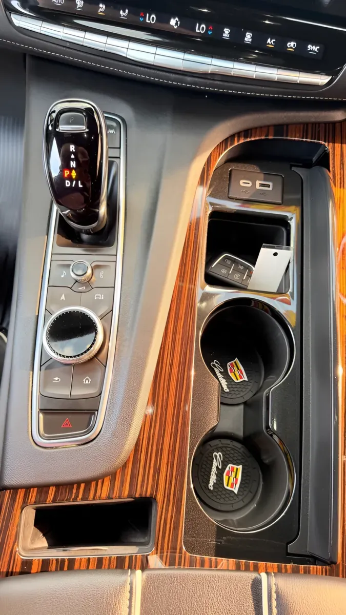 2023 Cadillac Escalade Premium Luxury - Photo 29