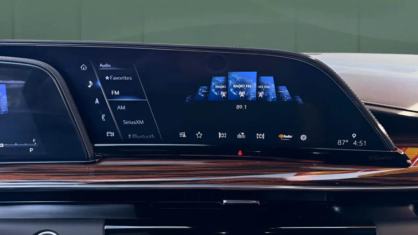 2023 Cadillac Escalade Premium Luxury - Photo 27