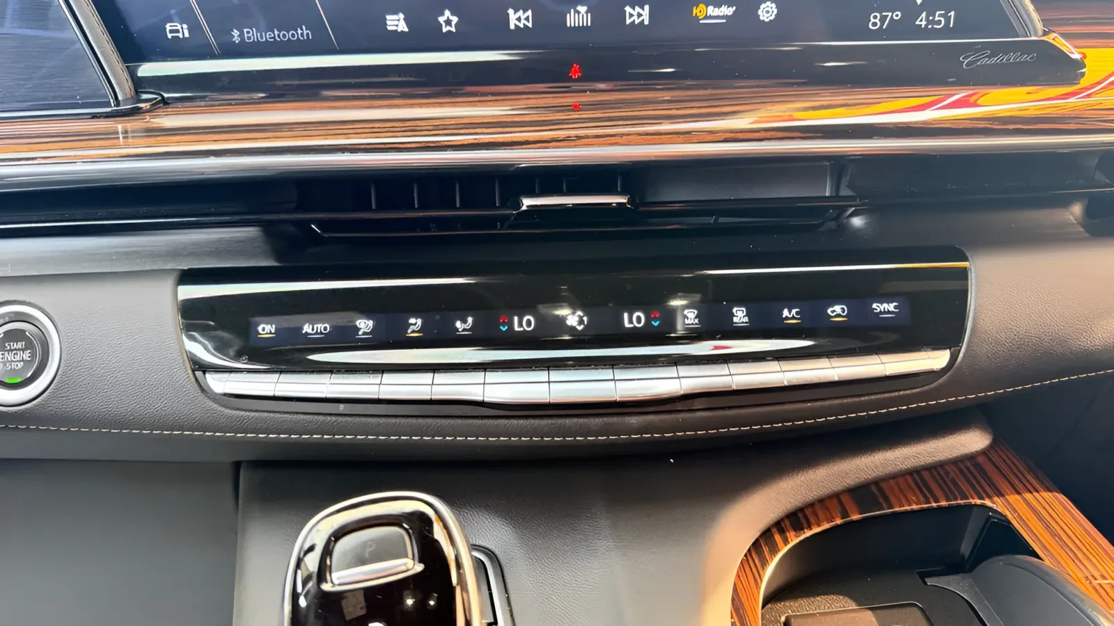 2023 Cadillac Escalade Premium Luxury - Photo 28