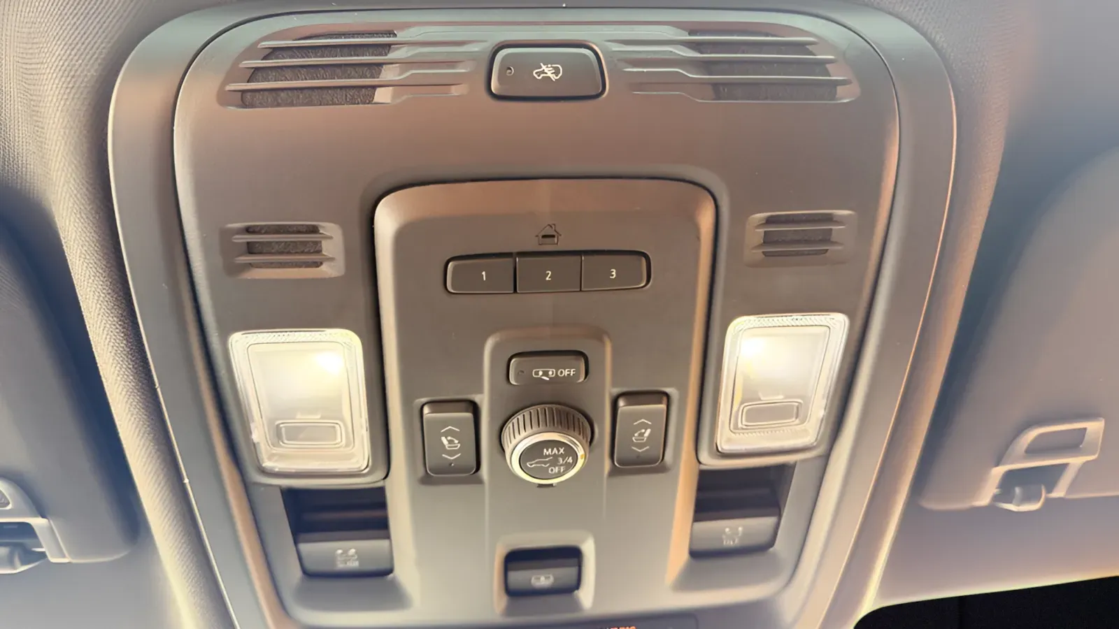 2023 Cadillac Escalade Premium Luxury - Photo 31