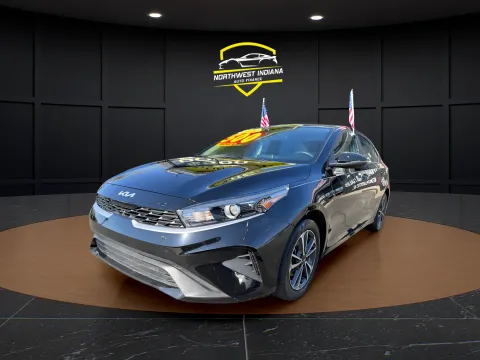 Black 2024 KIA FORTE LXS for sale in Valparaiso, IN