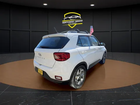 More photos of 2023 HYUNDAI VENUE SEL at NWI AUTO FINANCE Valparaiso, IN