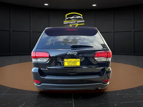 More photos of 2022 JEEP GRAND CHEROKEE LAREDO E at NWI AUTO FINANCE Valparaiso, IN
