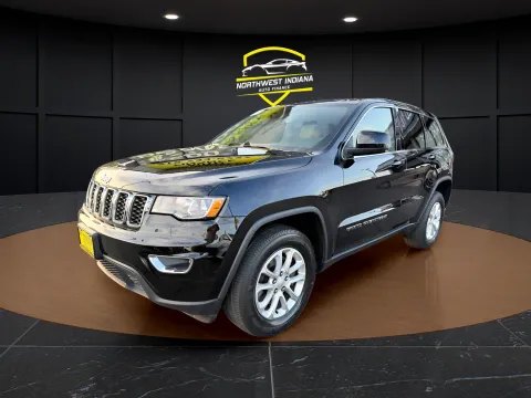 Black 2022 JEEP GRAND CHEROKEE LAREDO E for sale in Valparaiso, IN